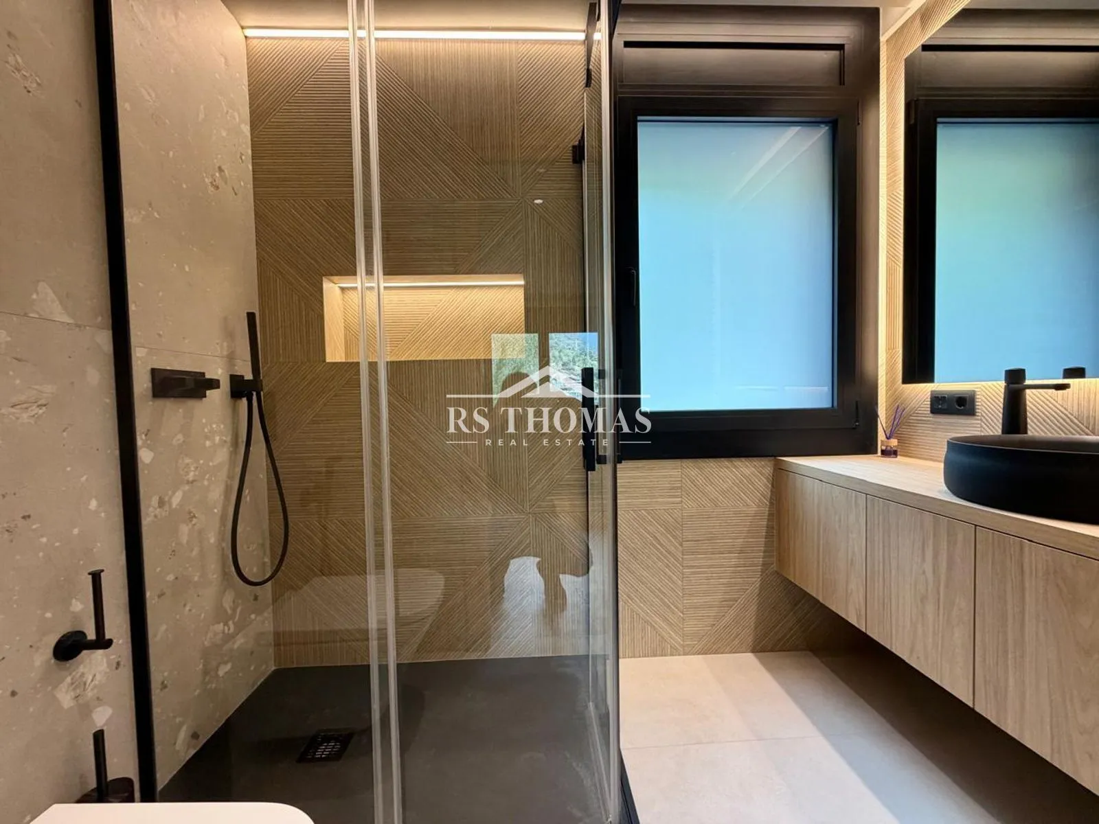 Casa adosada para comprar en Escaldes-Engordany 37