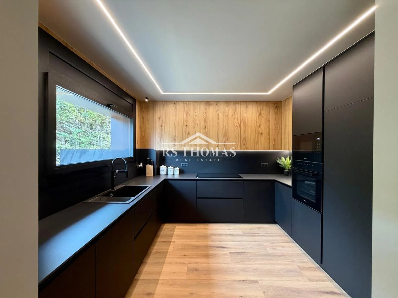Casa adosada para comprar en Escaldes-Engordany 23