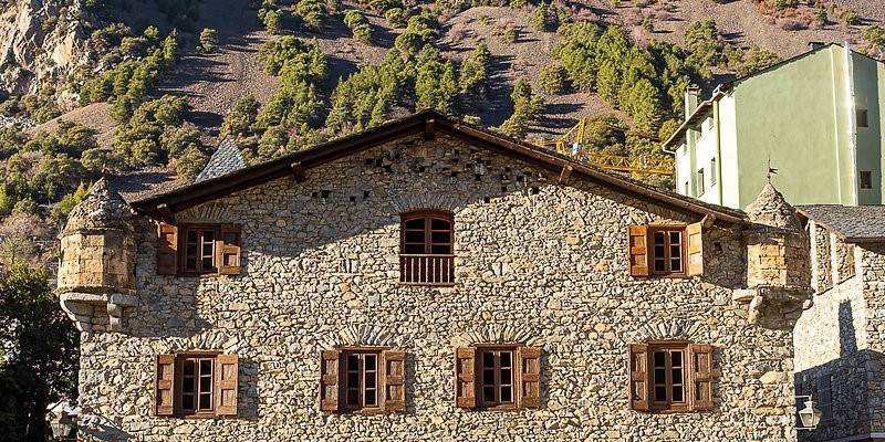 Casa de la Vall: History, Architecture and Meaning