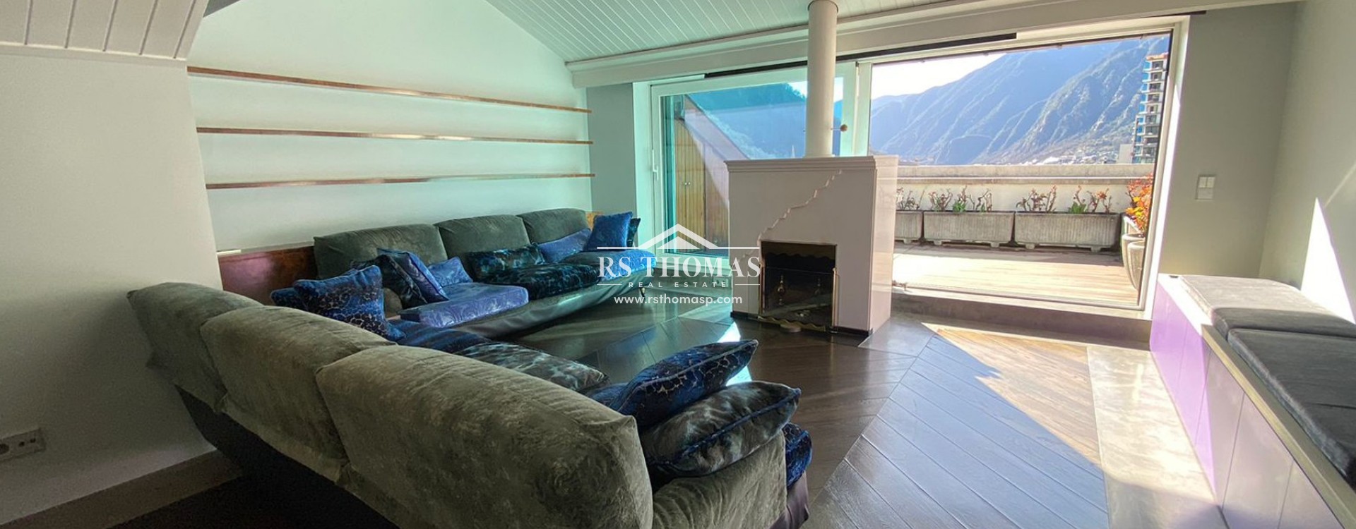 Duplex penthouse for sale in Escaldes-Engordany