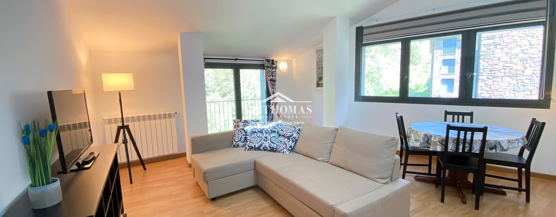 Location longue durée - Appartement -
Ransol