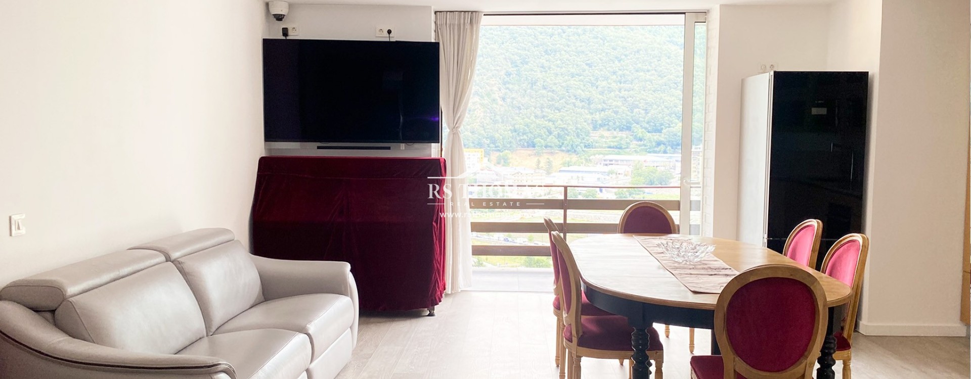 Location longue durée - Appartement -
Andorra La Vella