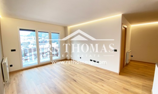 Compra - Planta baixa -
Canillo