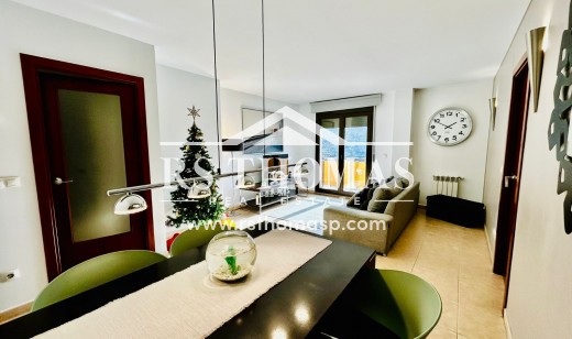 Sale - Apartment -
Vila