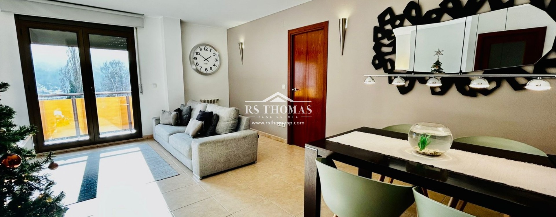 Sale - Apartment -
Vila