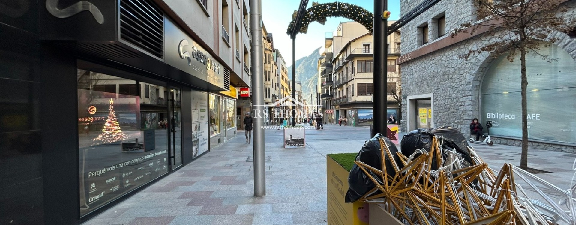 Lloguer  - Local comercial -
Escaldes-Engordany