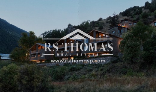 Compra - Chalet -
Sispony