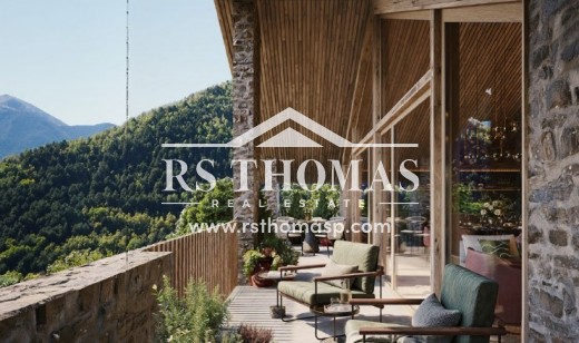 Sale - Chalet -
Sispony