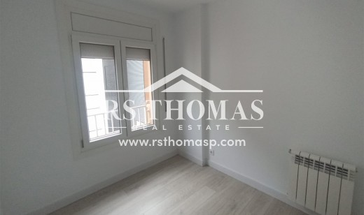 Rental - Apartment -
Santa Coloma