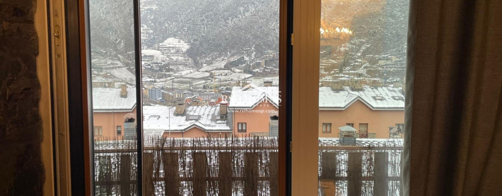 Achat - Appartement -
Encamp