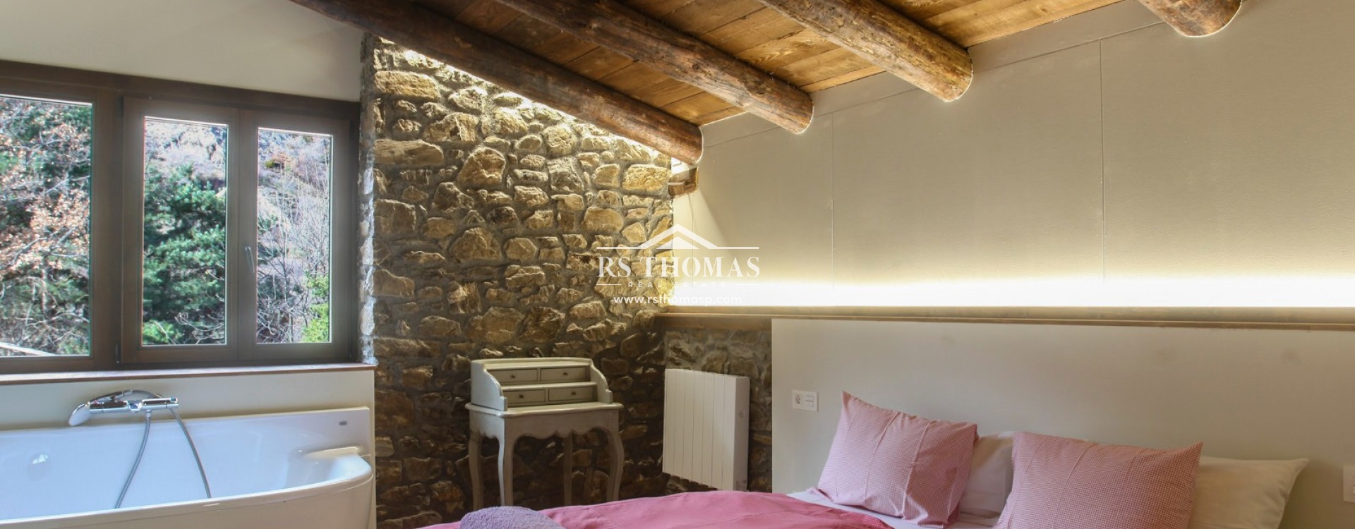 Location longue durée - Appartement -
Sant Juliá de Lória