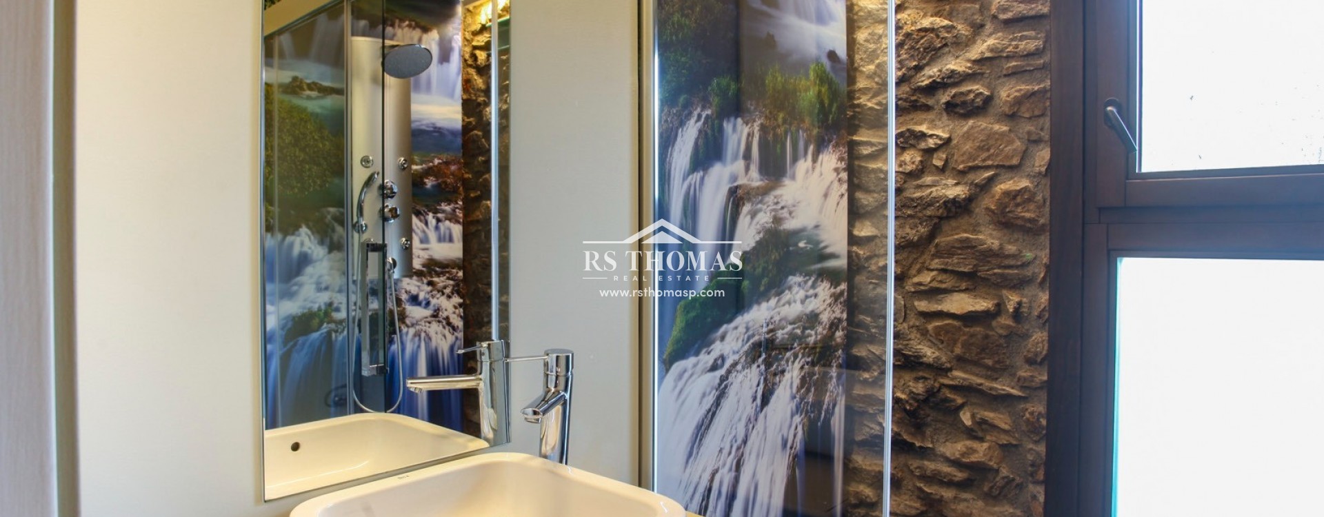 Location longue durée - Appartement -
Sant Juliá de Lória