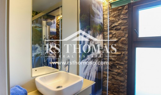 Location longue durée - Appartement -
Sant Juliá de Lória