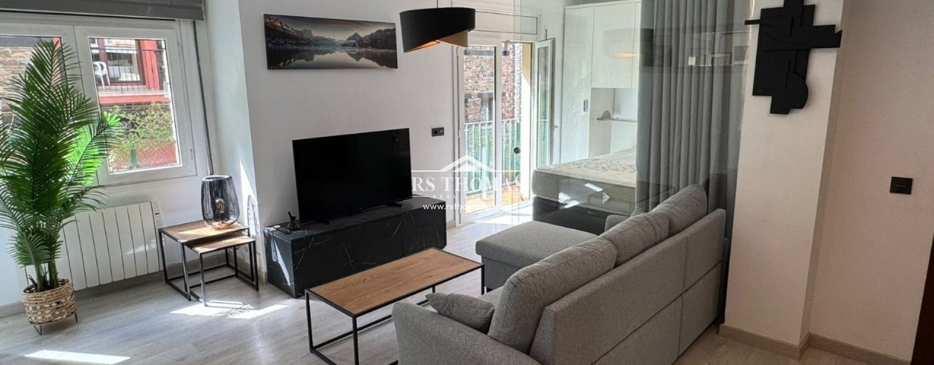 Rental - Apartment -
Arinsal
