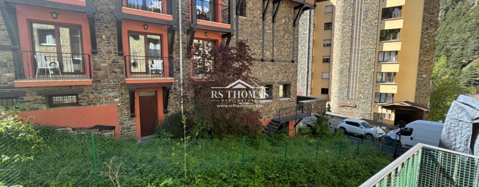 Rental - Apartment -
Arinsal