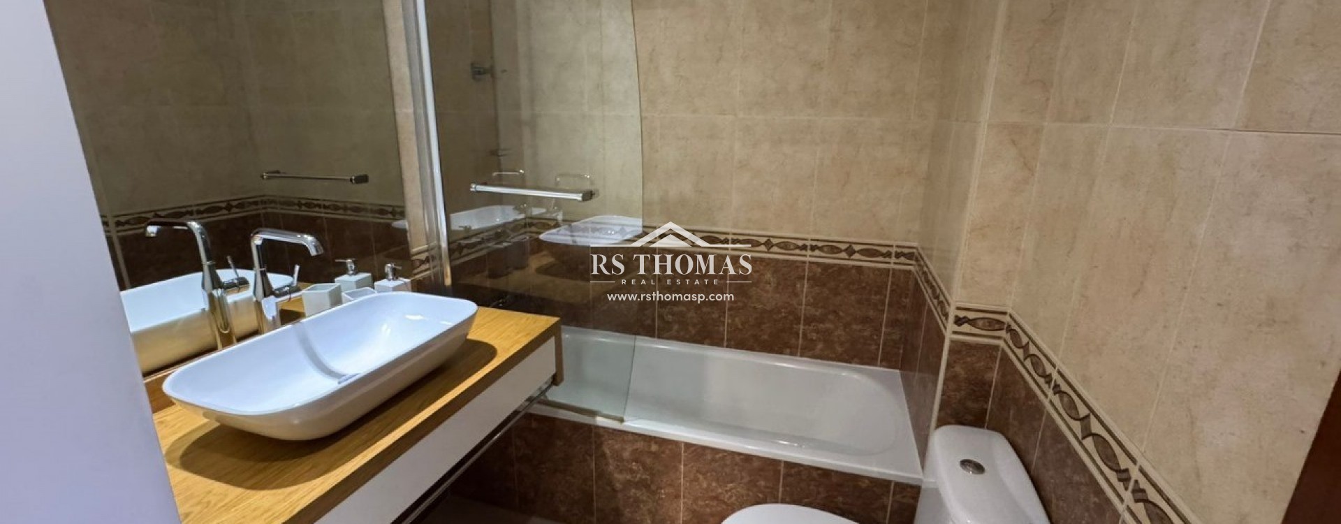 Rental - Apartment -
Arinsal