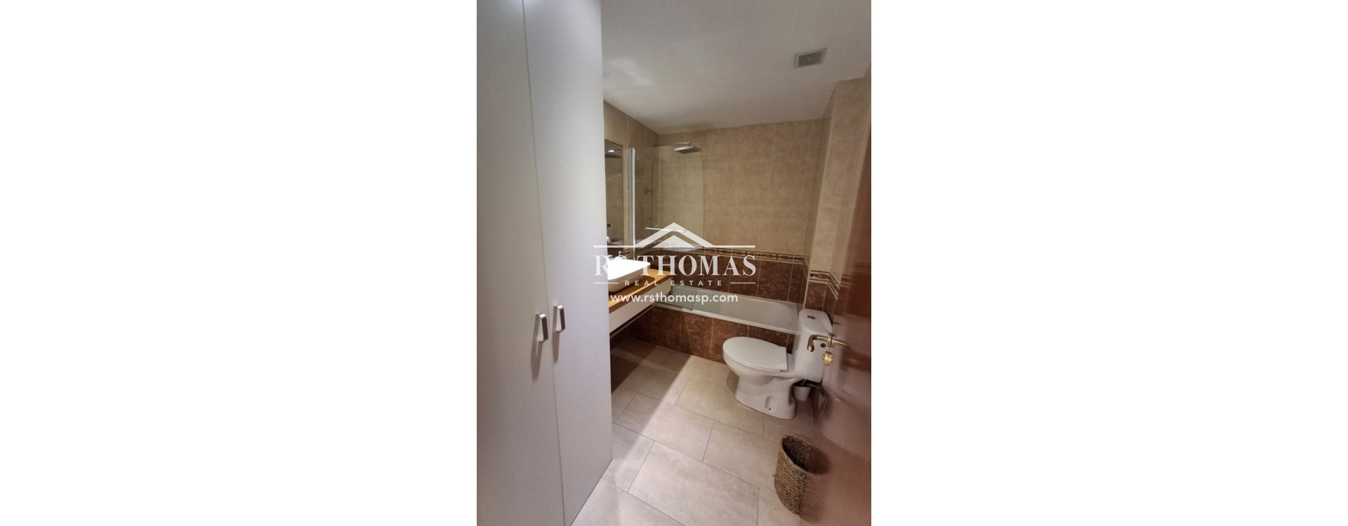 Rental - Apartment -
Arinsal