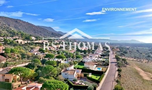 Compra - Villa -
España - Rosas