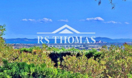 Compra - Villa -
España - Rosas