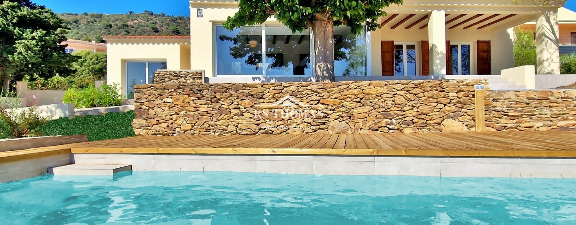 Compra - Villa -
España - Rosas