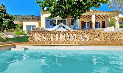 Compra - Villa -
España - Rosas