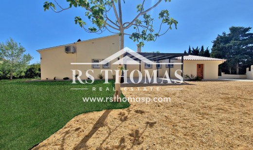 Compra - Villa -
España - Rosas