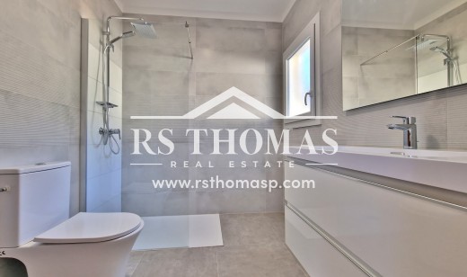 Compra - Villa -
España - Rosas
