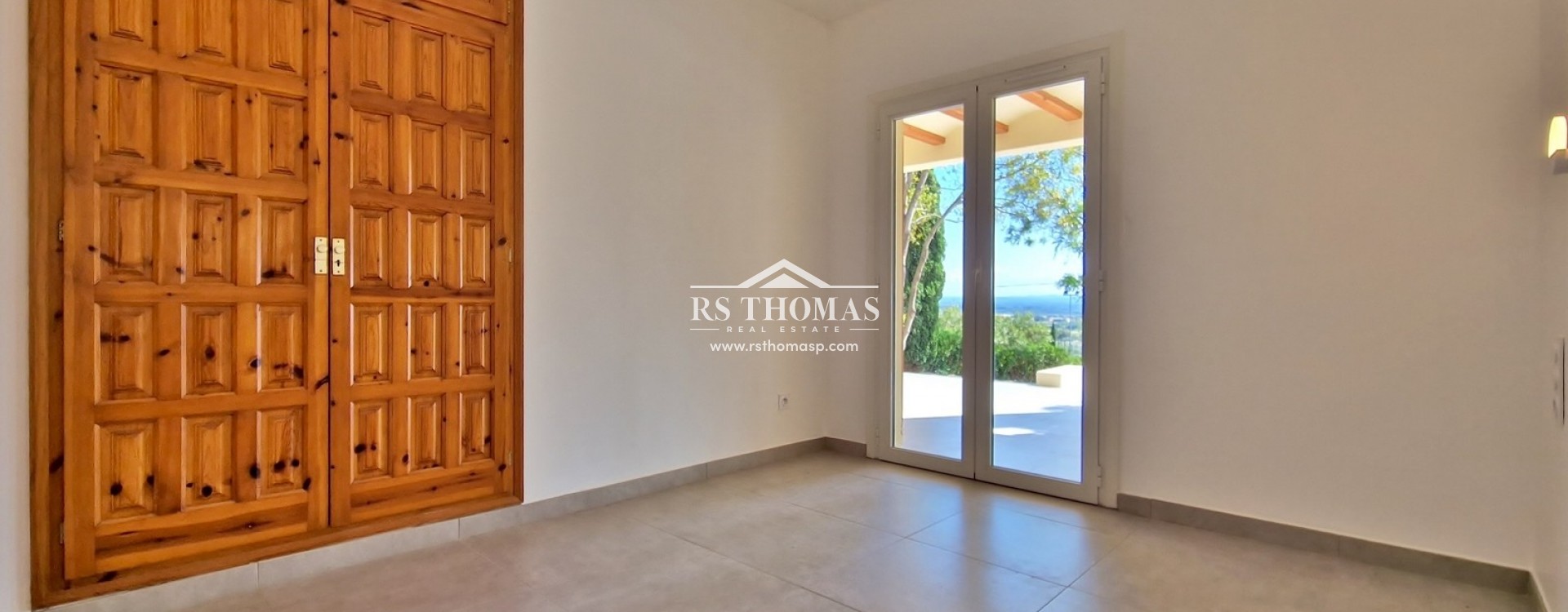 Compra - Villa -
España - Rosas