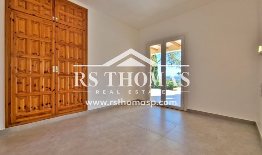 Compra - Villa -
España - Rosas