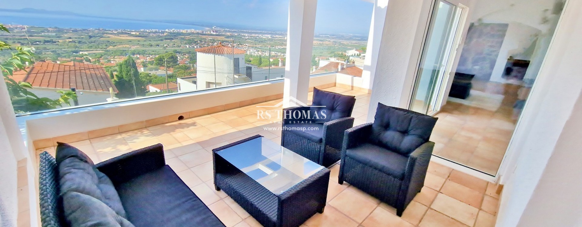 Compra - Villa -
España - Rosas