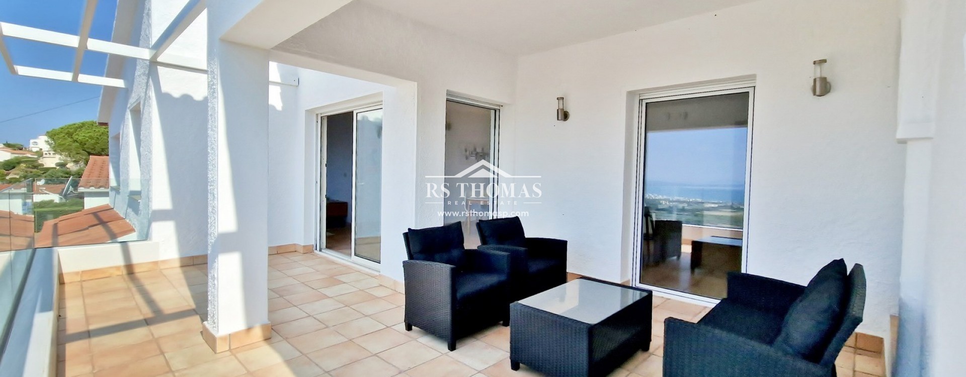 Compra - Villa -
España - Rosas
