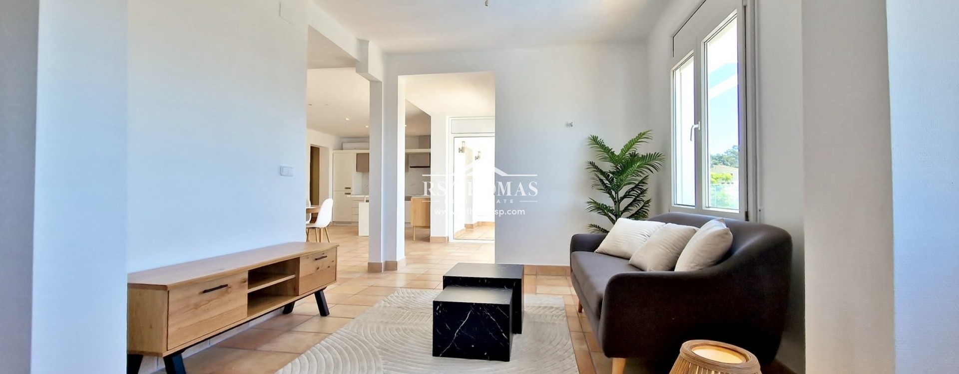 Compra - Villa -
España - Rosas