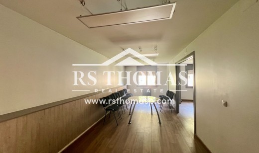 Lloguer  - Local comercial -
Encamp