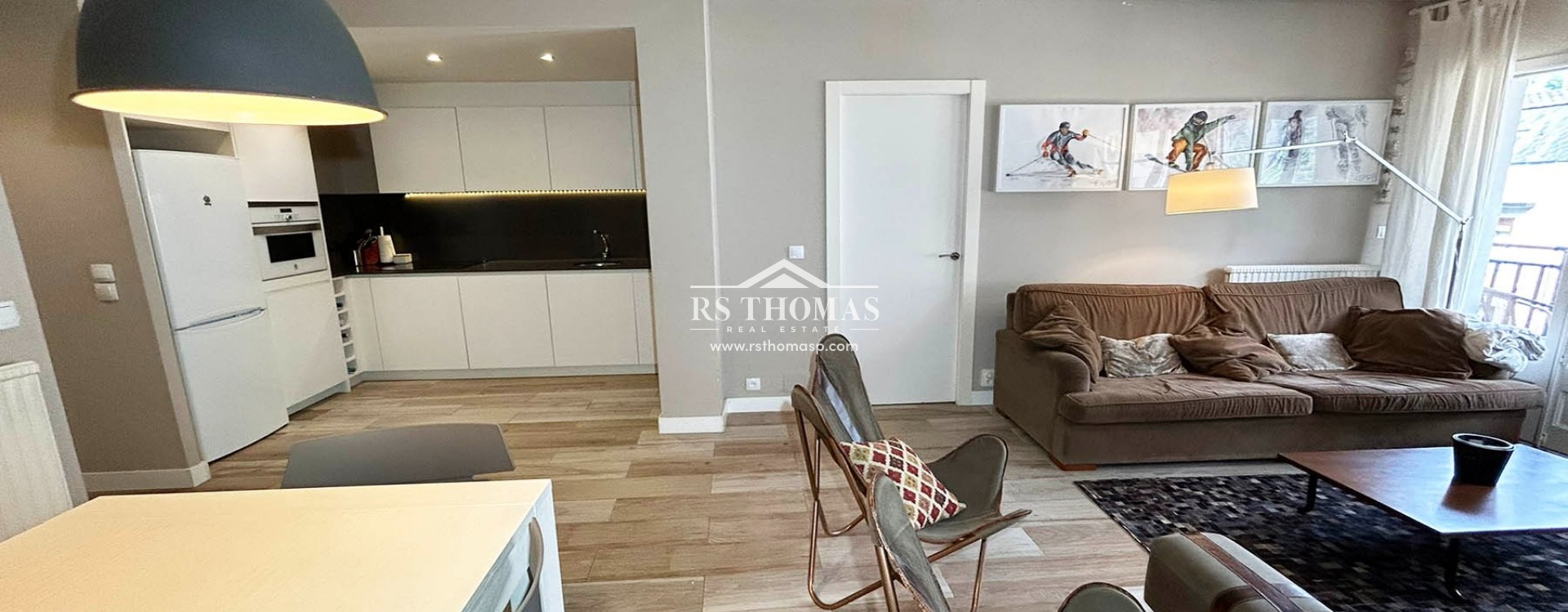 Location longue durée - Appartement -
Encamp