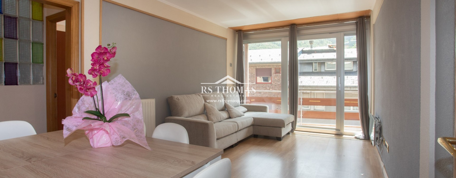 Location longue durée - Appartement -
Andorra La Vella