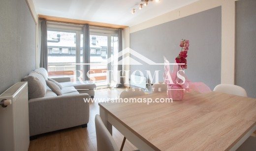 Location longue durée - Appartement -
Andorra La Vella