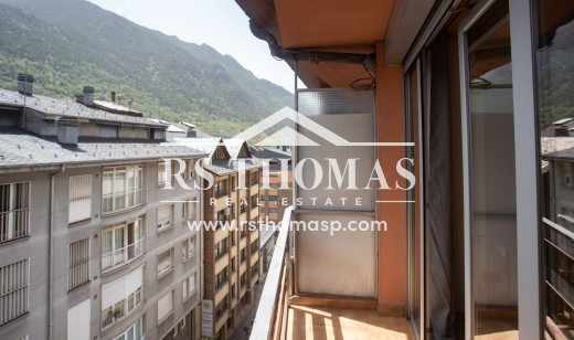 Location longue durée - Appartement -
Andorra La Vella