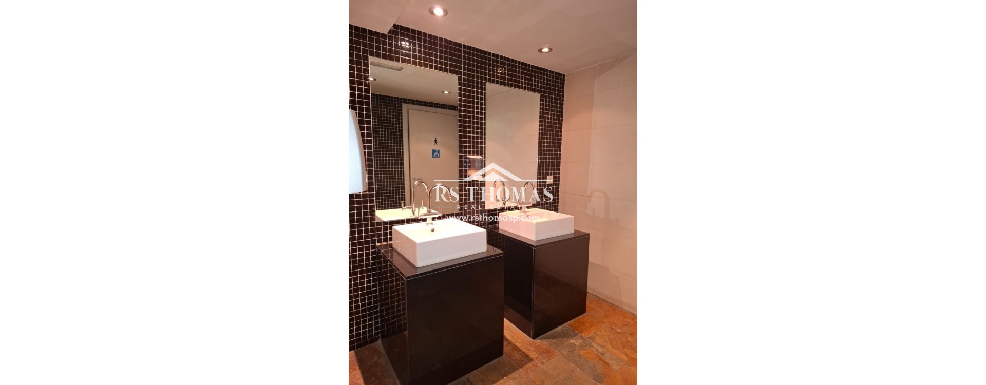 Rental - Restaurant -
Encamp