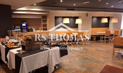 Rental - Restaurant -
Encamp