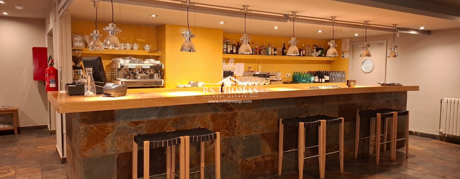 Rental - Restaurant -
Encamp