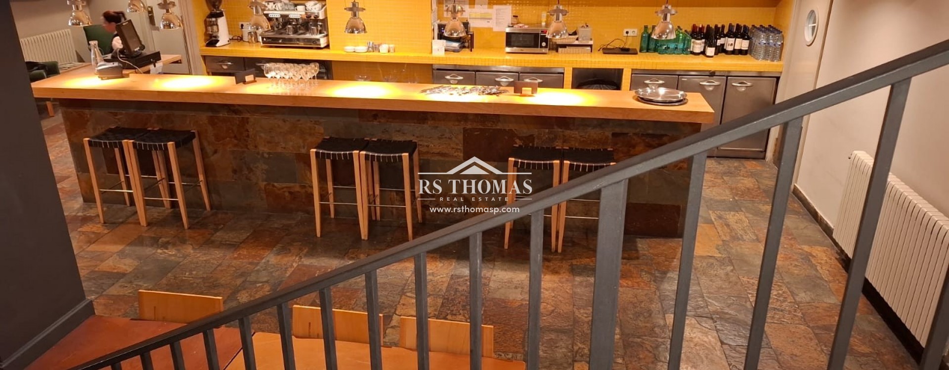 Rental - Restaurant -
Encamp