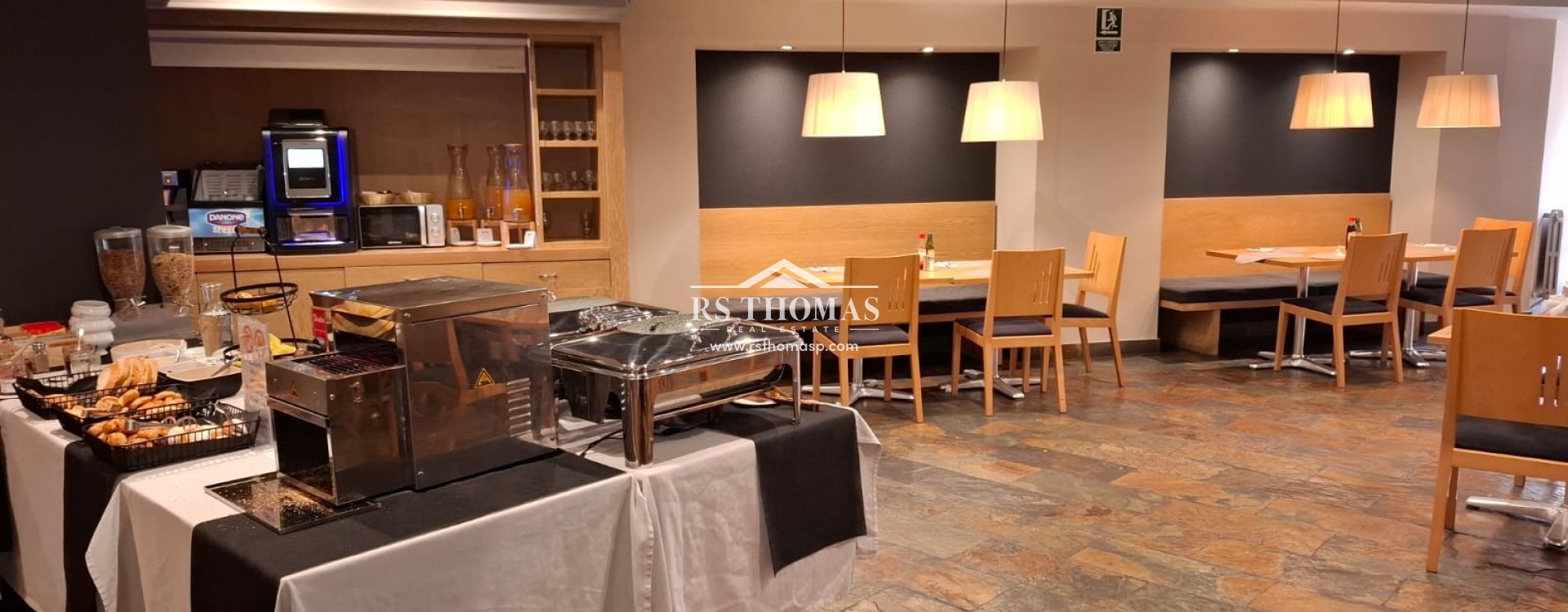 Rental - Restaurant -
Encamp