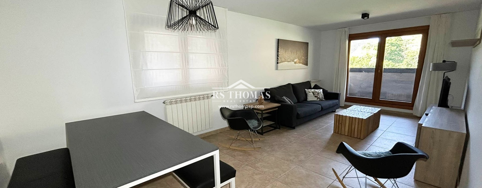 Location longue durée - Appartement -
Ransol