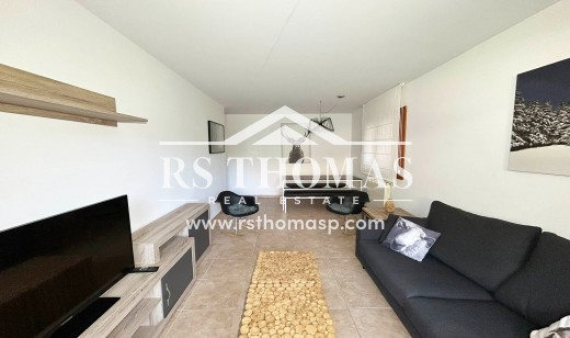 Location longue durée - Appartement -
Ransol
