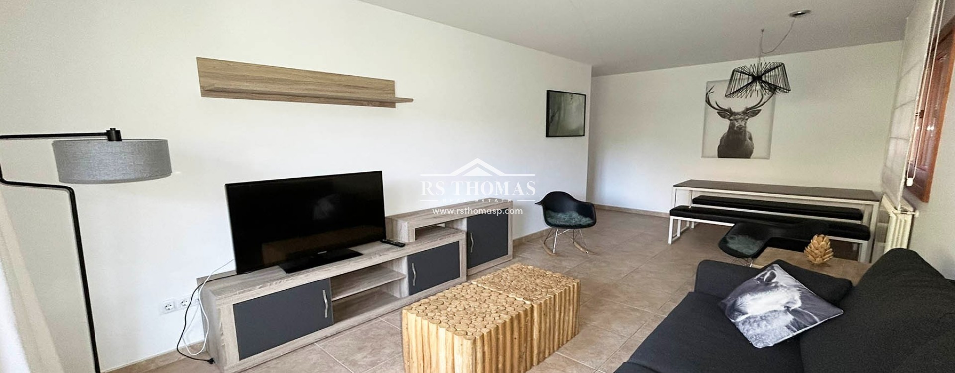 Location longue durée - Appartement -
Ransol