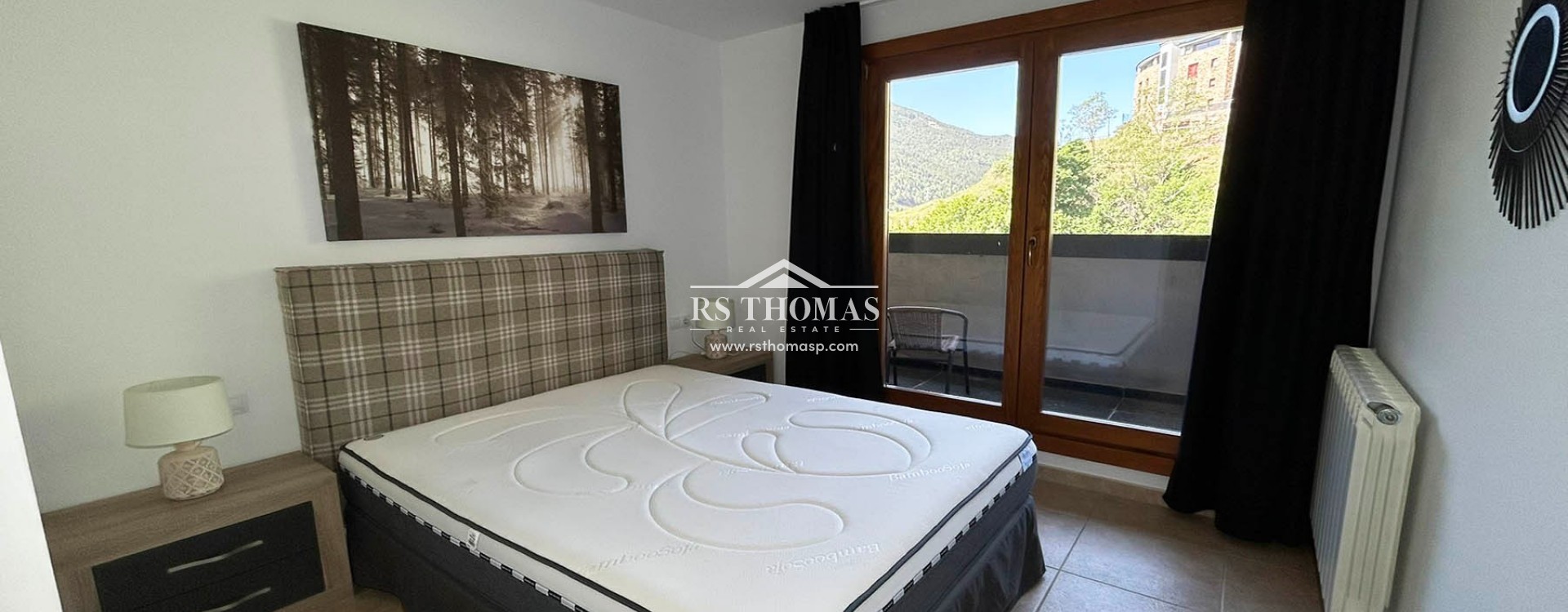 Location longue durée - Appartement -
Ransol
