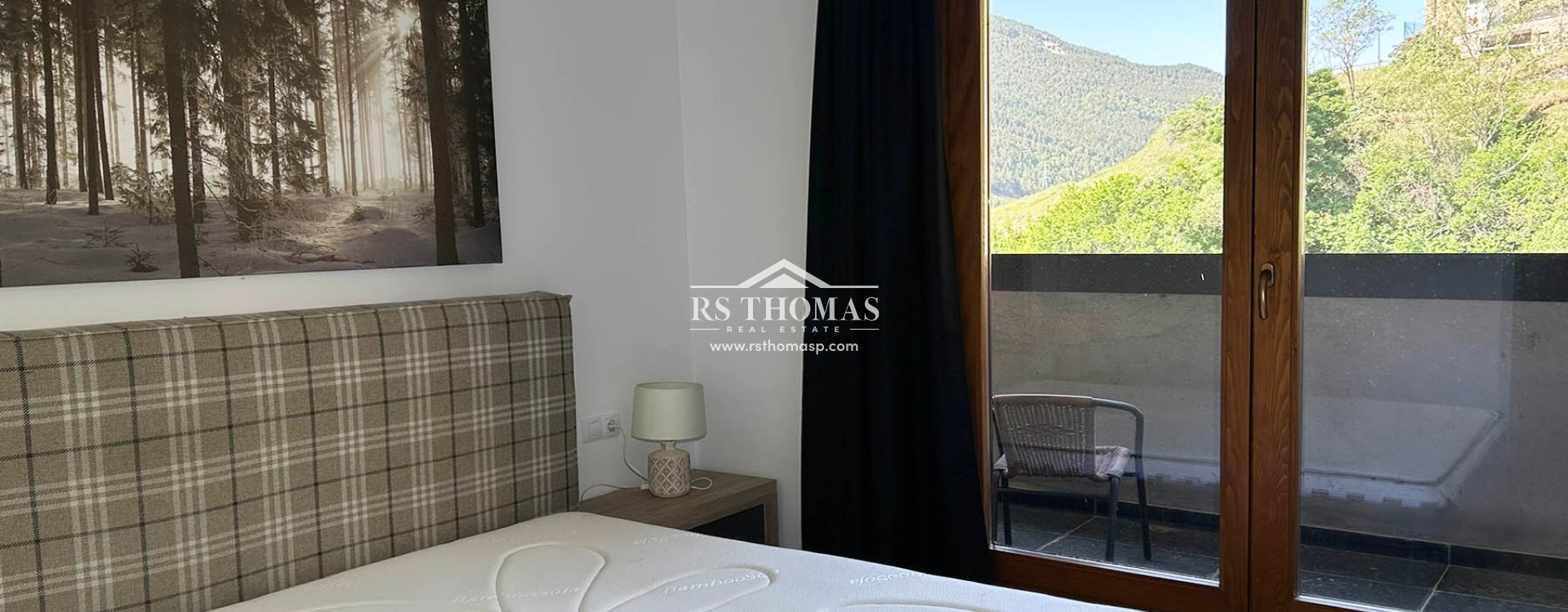 Location longue durée - Appartement -
Ransol
