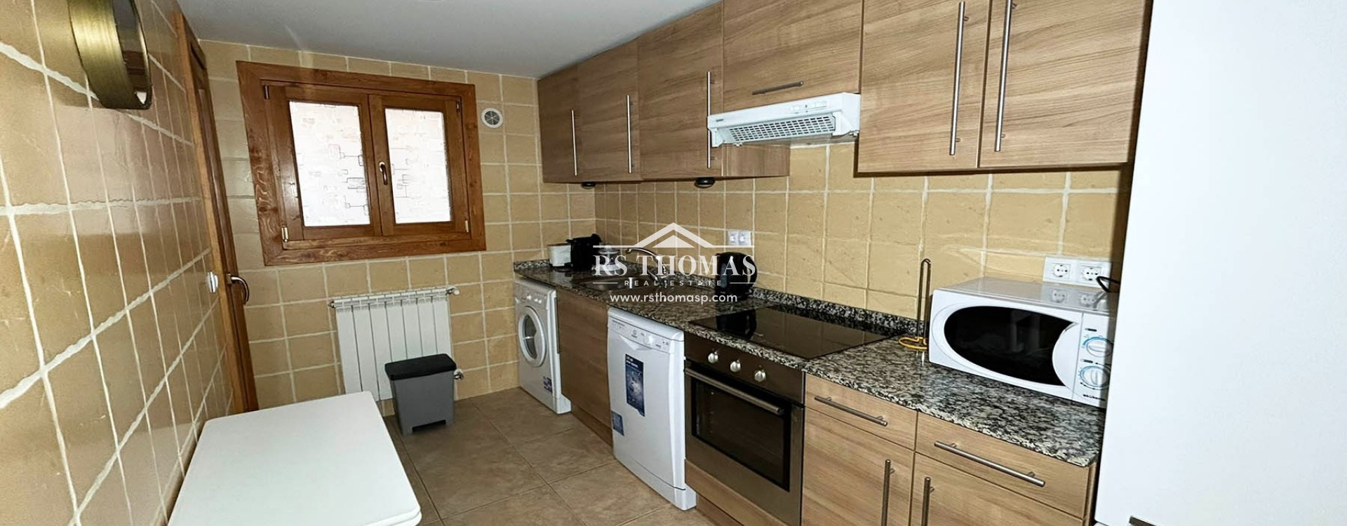 Location longue durée - Appartement -
Ransol