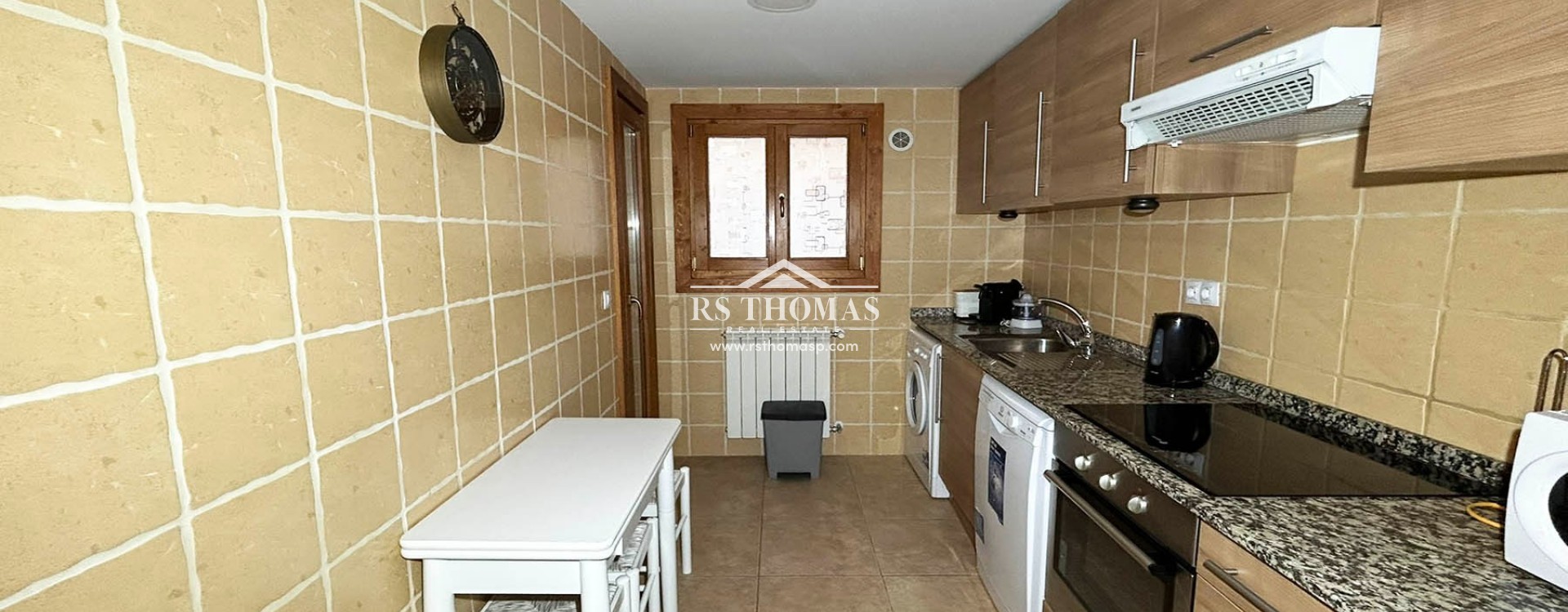 Location longue durée - Appartement -
Ransol