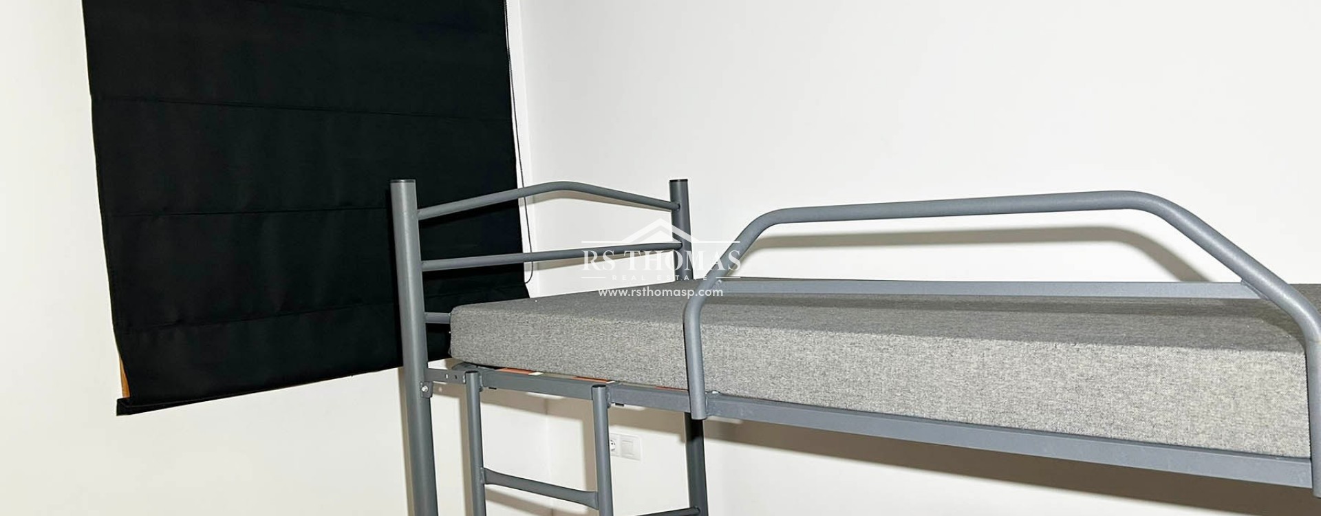 Location longue durée - Appartement -
Ransol